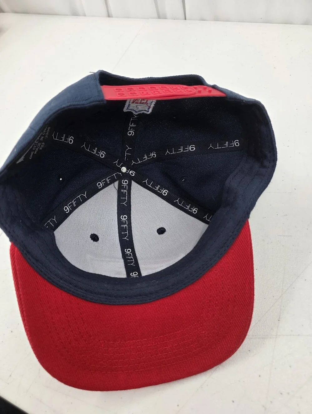 New Era 9Fifty NFL New England‎ Patriots SnapBack Blue Red Hat Adjustable EUC.
